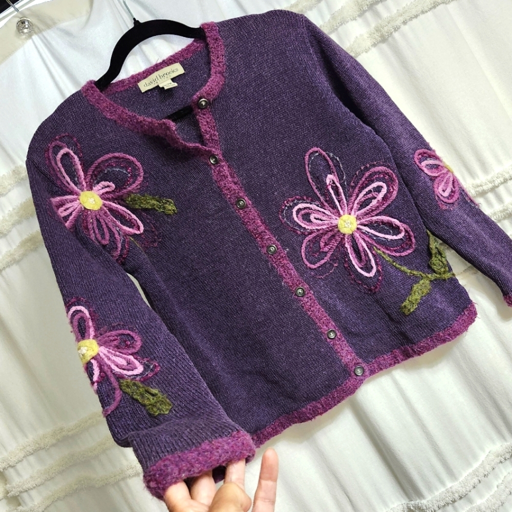 Gorgeous, Vintage, David Brooks Petite, Size Small Sweater. FINAL REDUCTION!